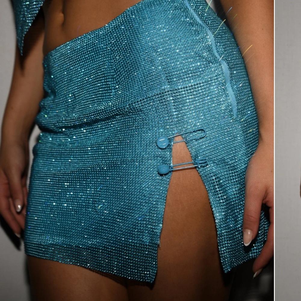 MESKI RHINESTONE BLUE SKIRT